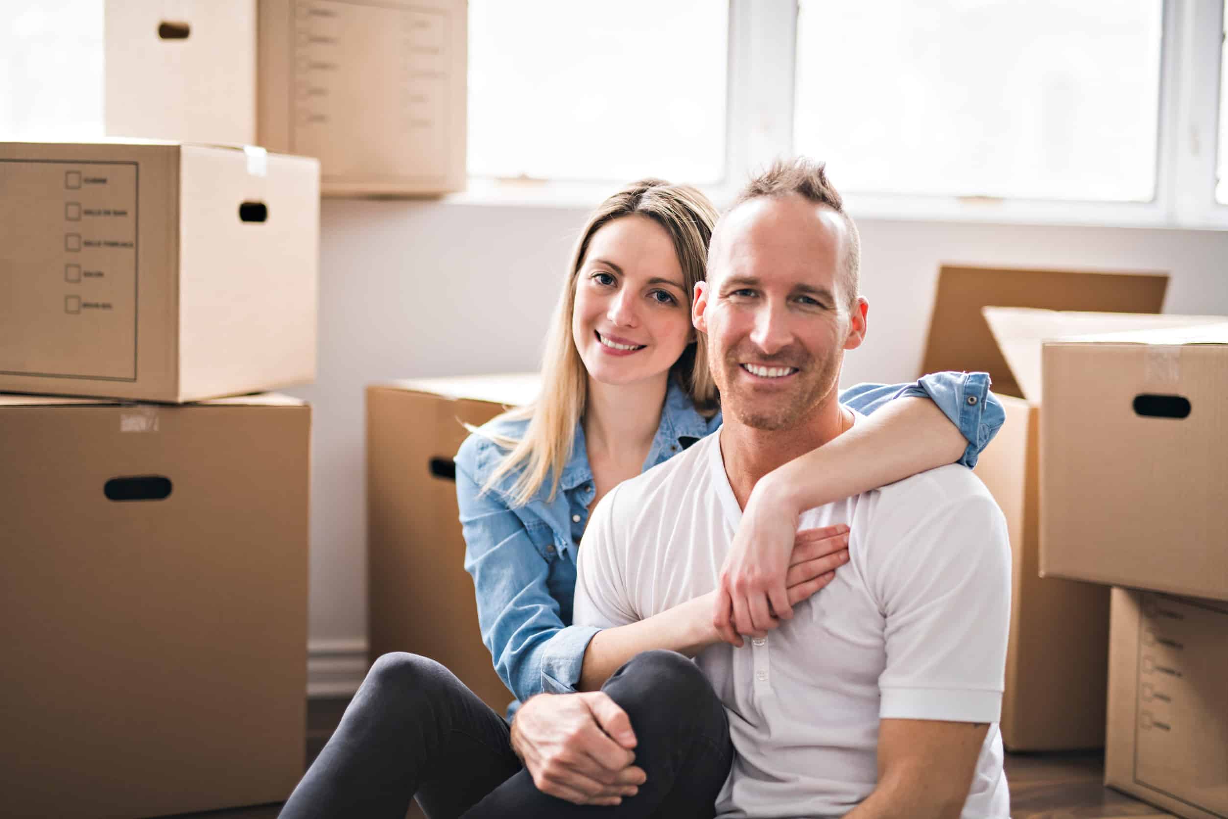 A stress-free move is achievable with the right preparation, the right resources, and a clear timeline. SimpleMove® provides resources and tools whether the move is across town or out of state